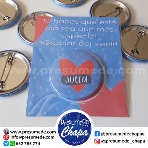 Marcasitios chapa 38mm corazón con tarjeta de agradecimiento